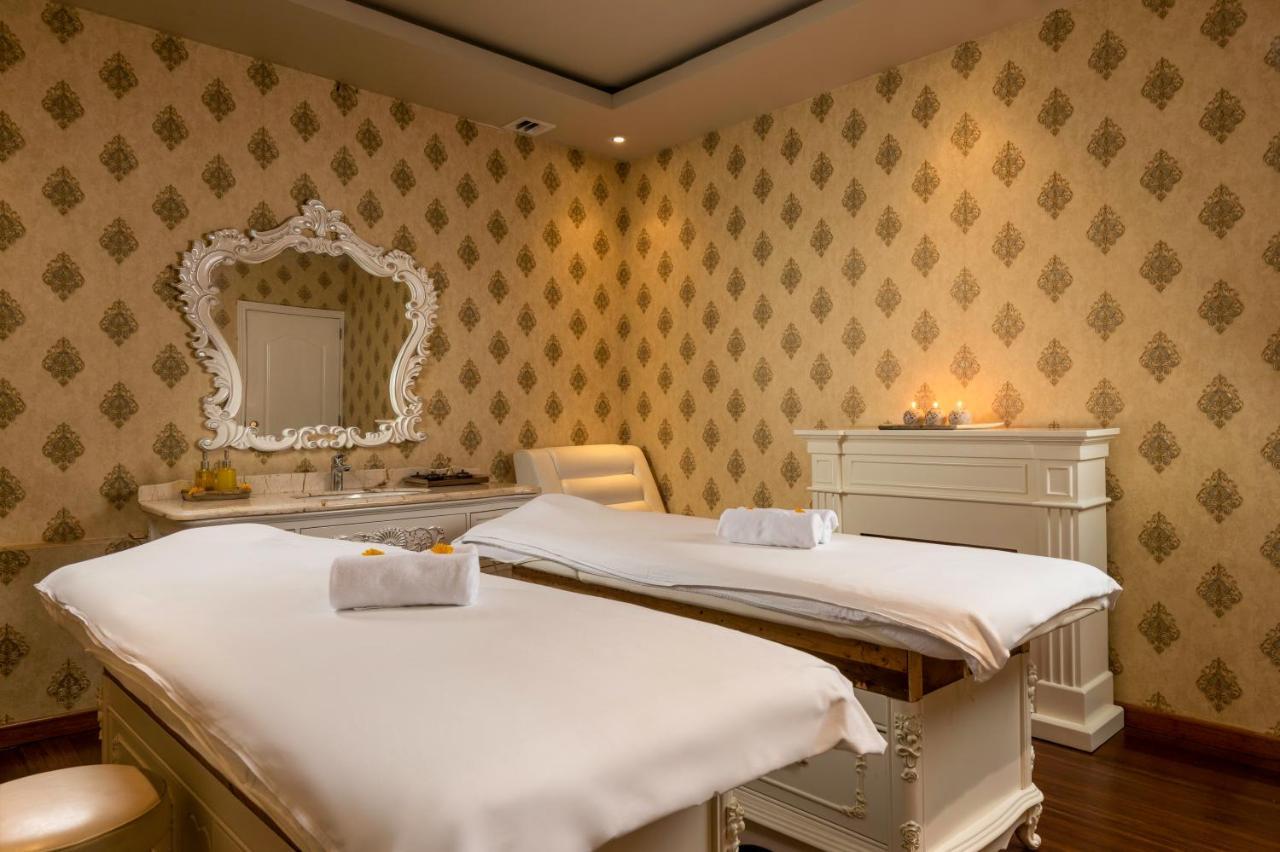 The Westbury Palace 누와라 엘리야 외부 사진