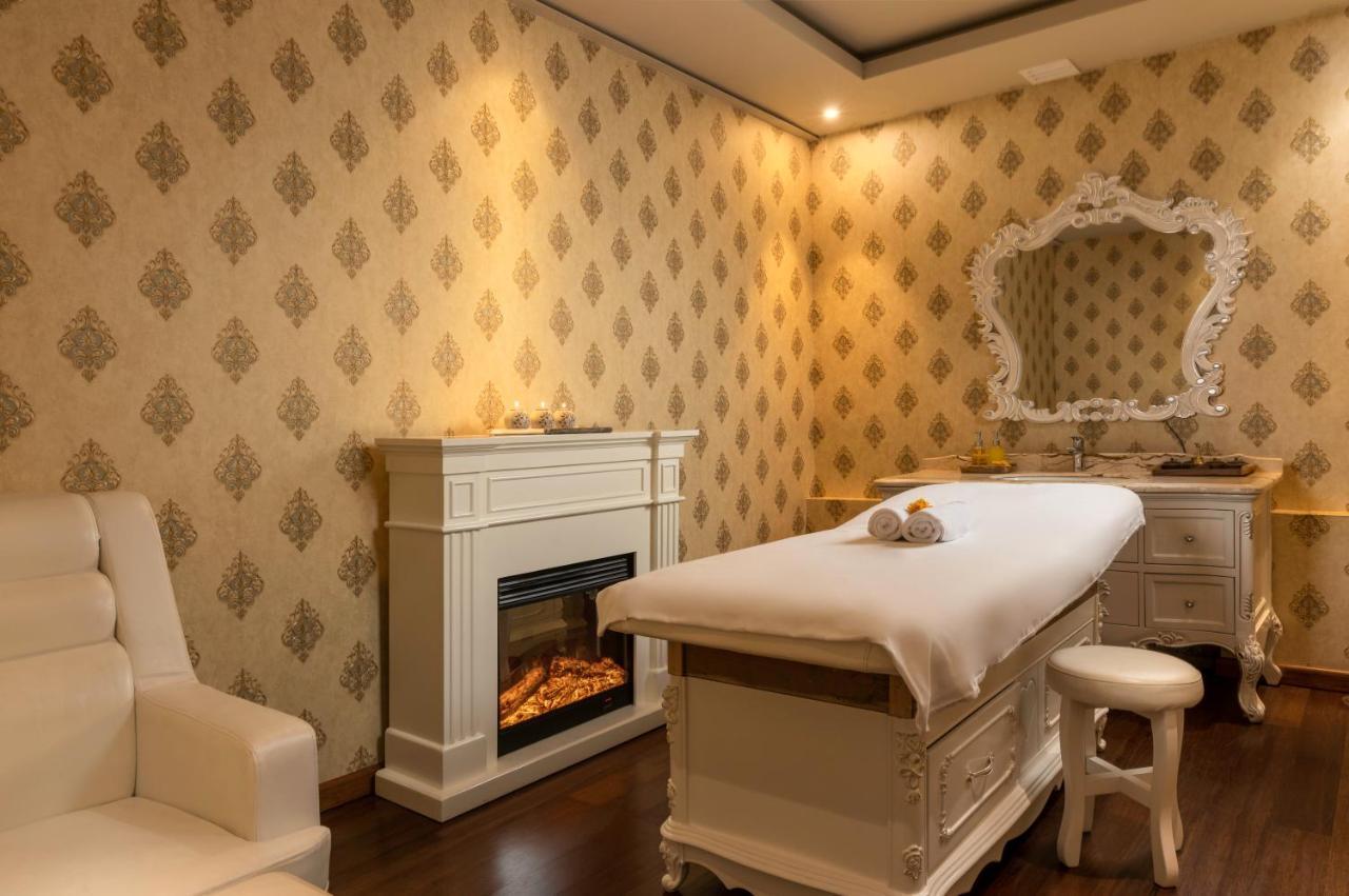 The Westbury Palace 누와라 엘리야 외부 사진