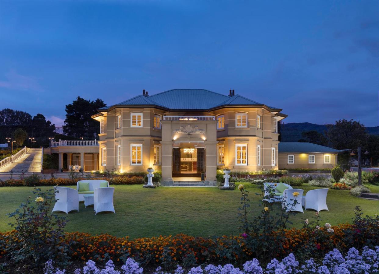 The Westbury Palace 누와라 엘리야 외부 사진